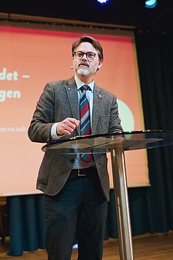 Markus Kallifatides